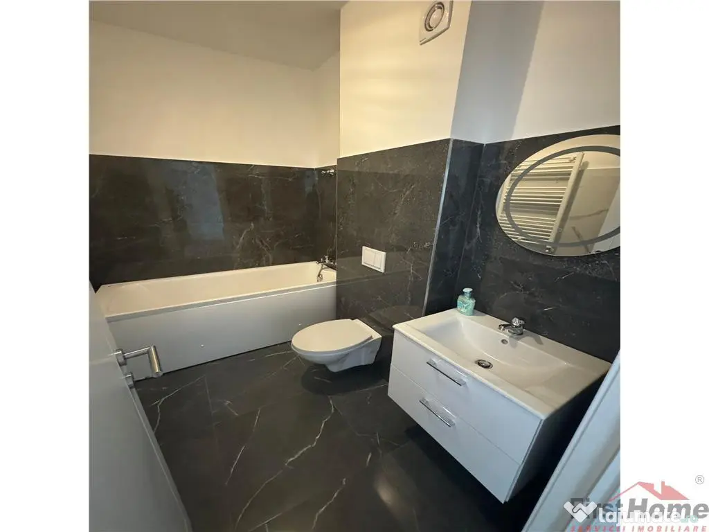 Apartament de inchiriat cu vedere spre LAC