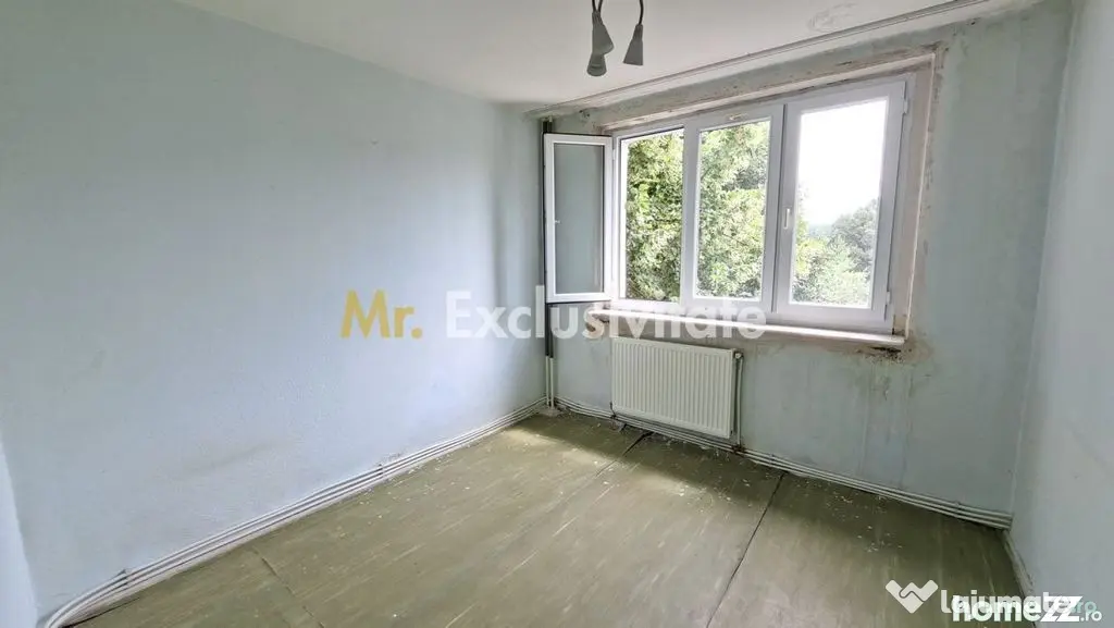 Apartament 4 camere Nord ,Etaj 3 la Poarta Scolii nr 14