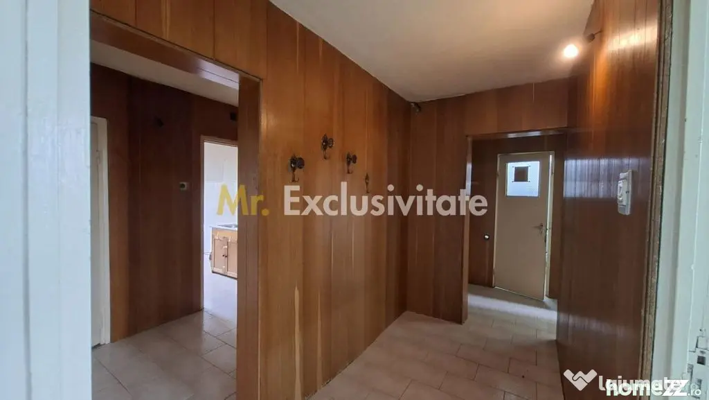Apartament 4 camere Nord ,Etaj 3 la Poarta Scolii nr 14