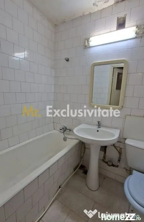 Apartament 4 camere Nord ,Etaj 3 la Poarta Scolii nr 14