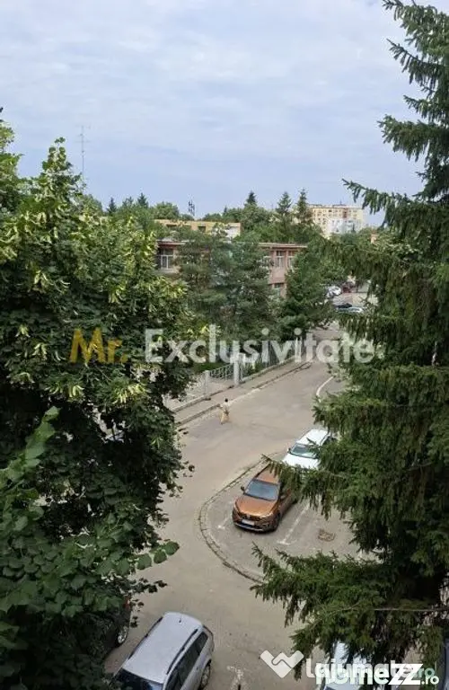 Apartament 4 camere Nord ,Etaj 3 la Poarta Scolii nr 14
