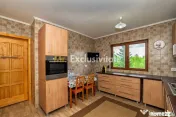 Proprietate de poveste în Corbi, Argeș - Doua case si 6... 