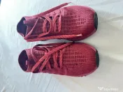 Adidași under armour