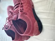 Adidași under armour