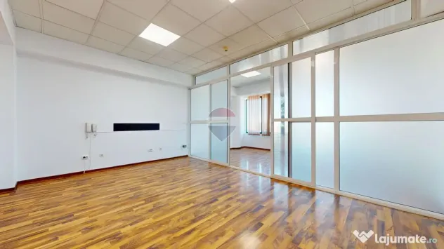Spațiu de birouri de închiriat, Centrul Civic Brașov, ...