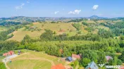 Teren extravilan Poiana Marului 8000mp, inconjurat de padure 