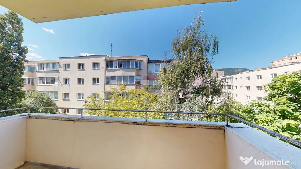 Apartament 2 camere | Astra | Etaj 3 | Vedere spre Tâmpa...