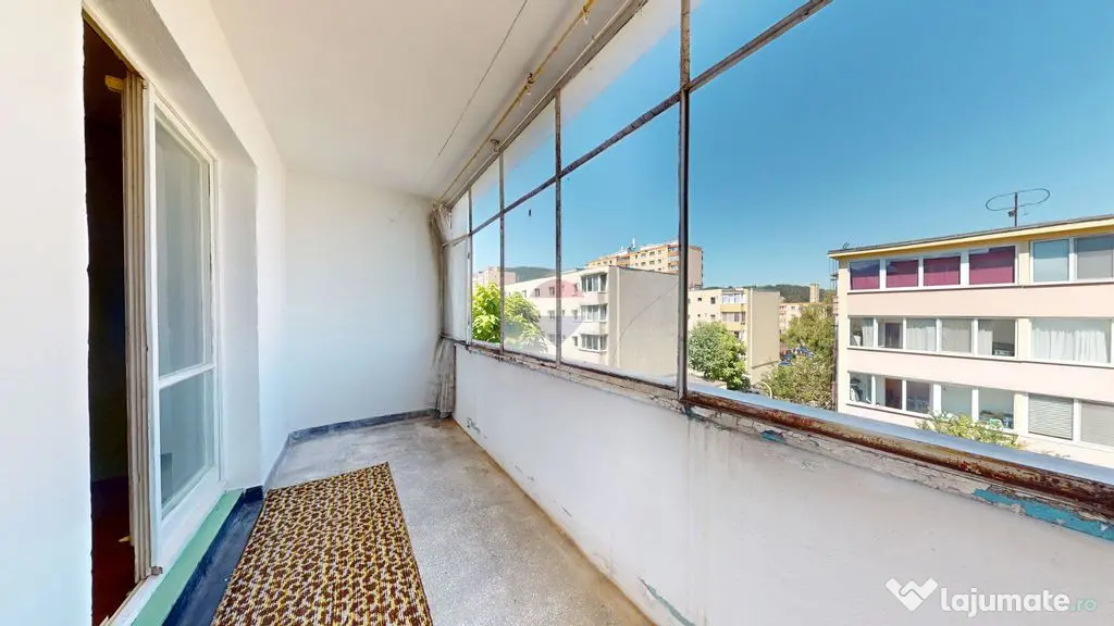 Apartament 2 camere | Astra | Etaj 3 | Vedere spre Tâmpa...