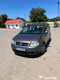 VW Touran 2.0 TDI 140 CP 2005!