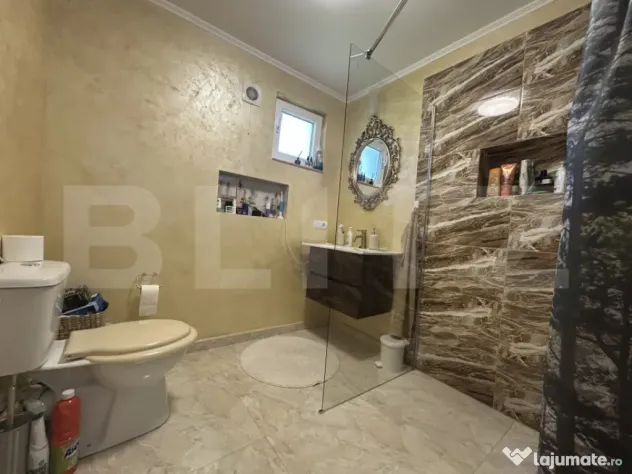 Duplex spațios, 98 mp utili, 250 mp de teren
