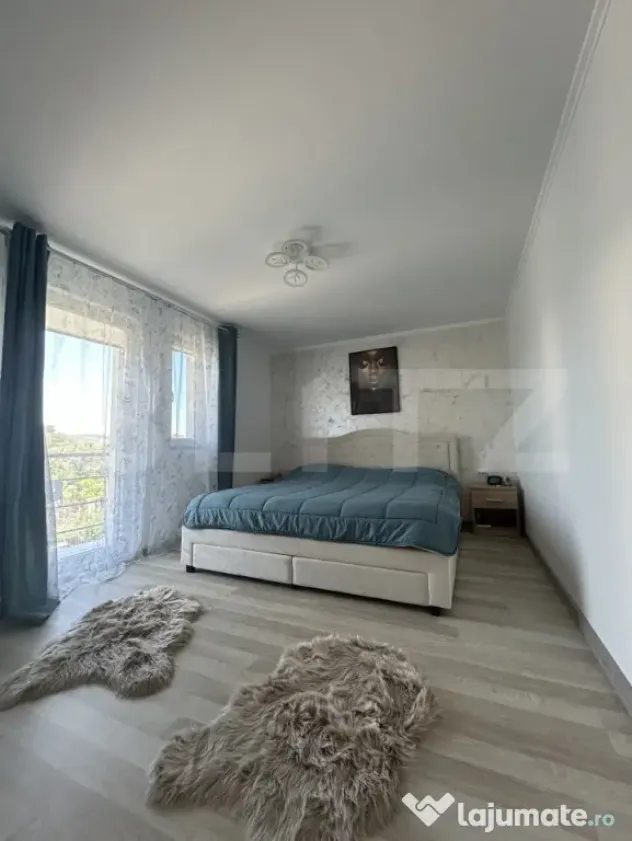 Duplex spațios, 98 mp utili, 250 mp de teren