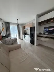 Inchiriez apartament- 3 camere, zona Maurer
