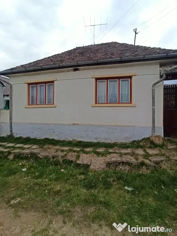 De vânzare casă în satul Roua (jud. Mureş)