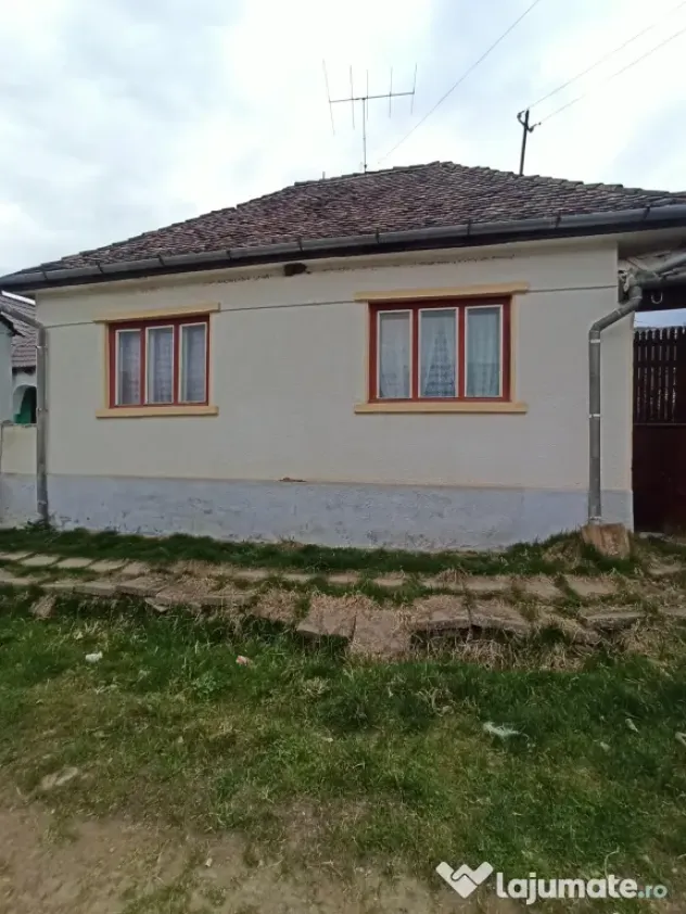De vânzare casă în satul Roua (jud. Mureş)