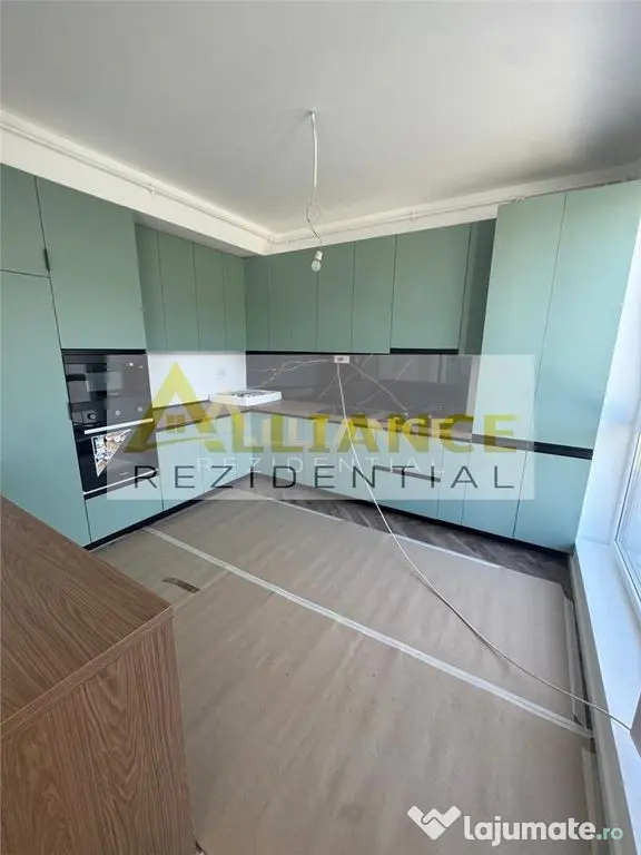 Apartament 2 camere tip Studio + 75 mp curte proprie