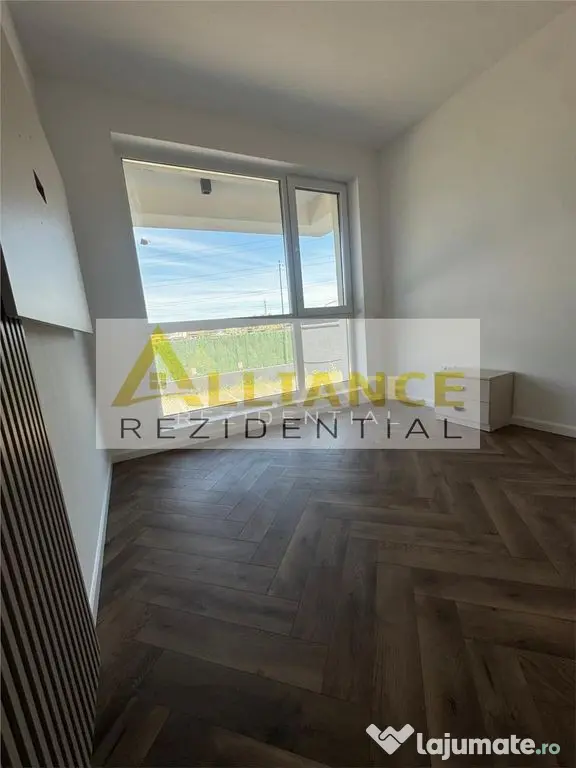 Apartament 2 camere tip Studio + 75 mp curte proprie