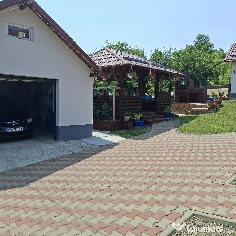 casa adancata suceava
