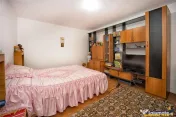 Rezidenta cu 5 camere, curte individuala, gata de mutat, Sem 