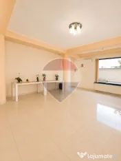 Casă / Vilă cu 12 camere de vânzare | Fundeni, Sector 2 