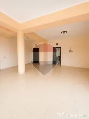 Casă / Vilă cu 12 camere de vânzare | Fundeni, Sector 2 