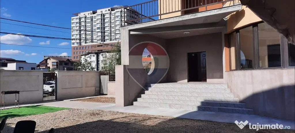 Casă / Vilă cu 12 camere de vânzare | Fundeni, Sector 2