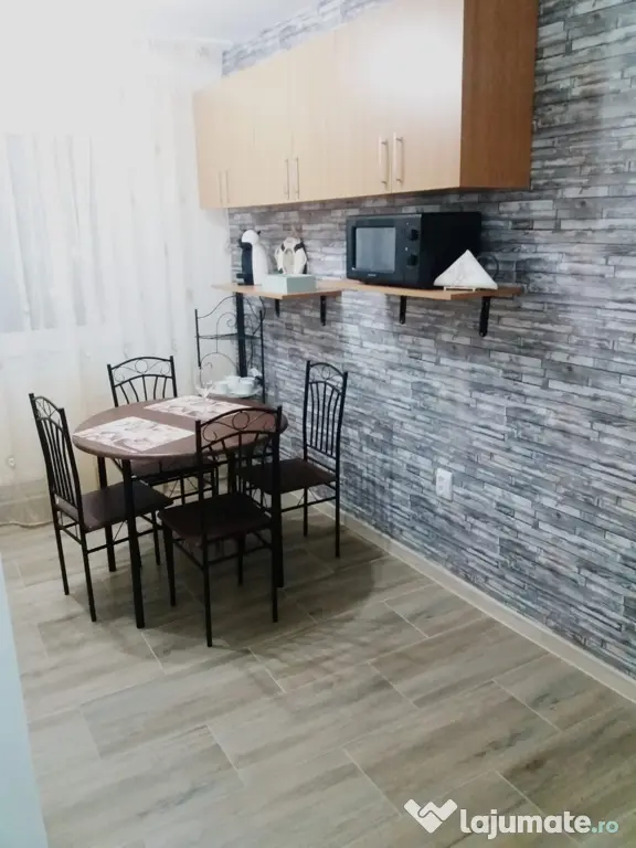 Apartament cu 2 camere de inchiriat