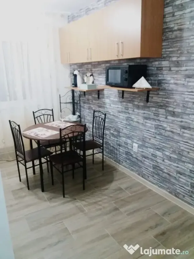 Apartament cu 2 camere de inchiriat