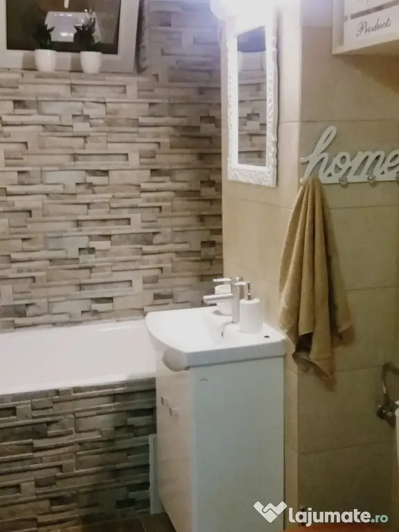 Apartament cu 2 camere de inchiriat
