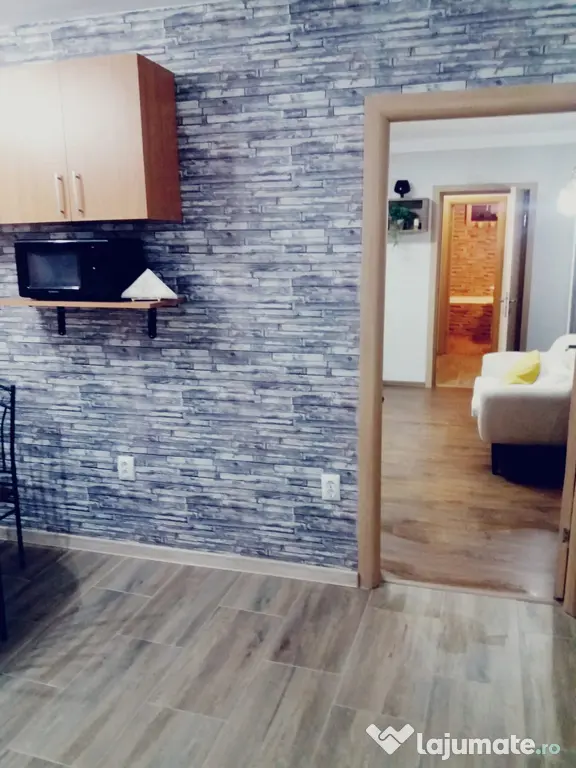 Apartament cu 2 camere de inchiriat