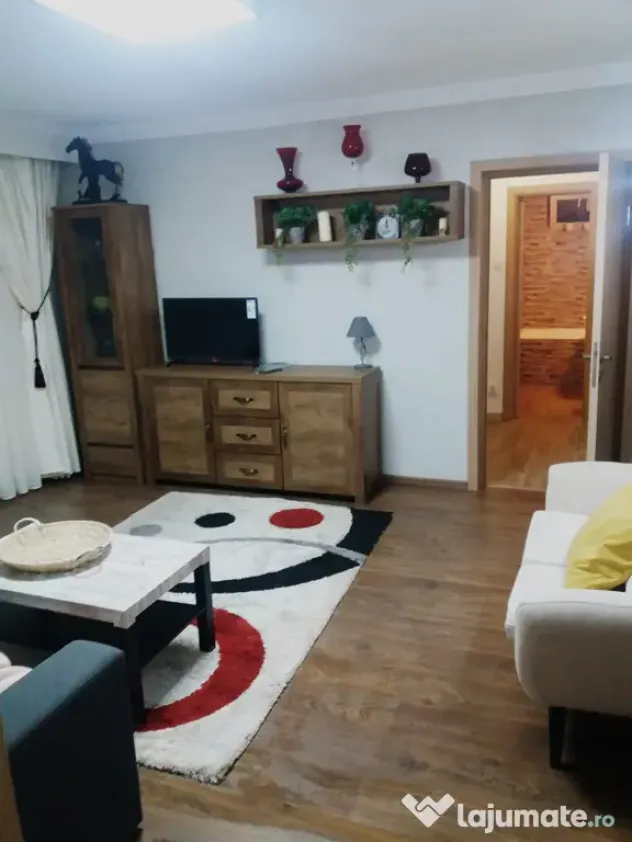 Apartament cu 2 camere de inchiriat