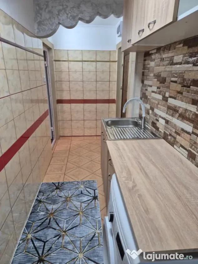 inchiriez apartament 2 camere