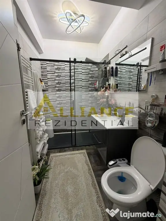 STUDIO SPATIOS DE VANZARE || VENUS RESIDENCE || SECTOR 4 ||