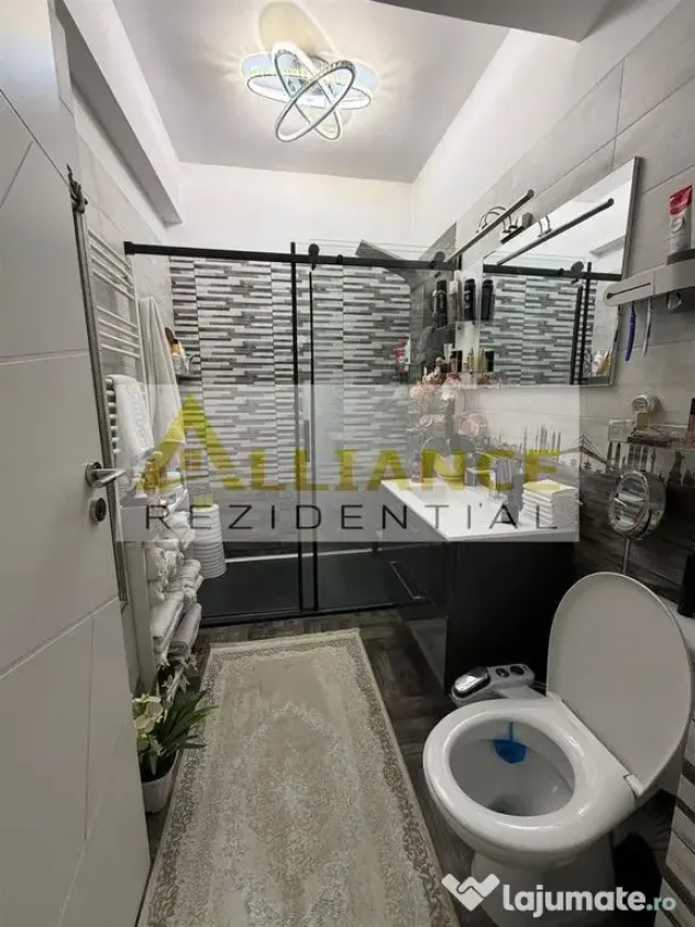 STUDIO SPATIOS DE VANZARE || VENUS RESIDENCE || SECTOR 4 ||