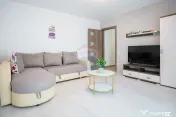 De închiriat apartament cu 2 camere, boxă și parcare ?... 