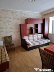 Garsonieră cu centrală termică nouă și balcon închis ? 