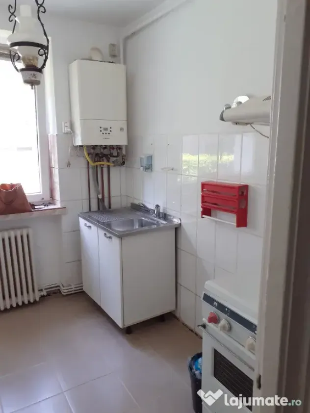 Vand apartament 2 camere in Deva, zona I. Traian, parter,