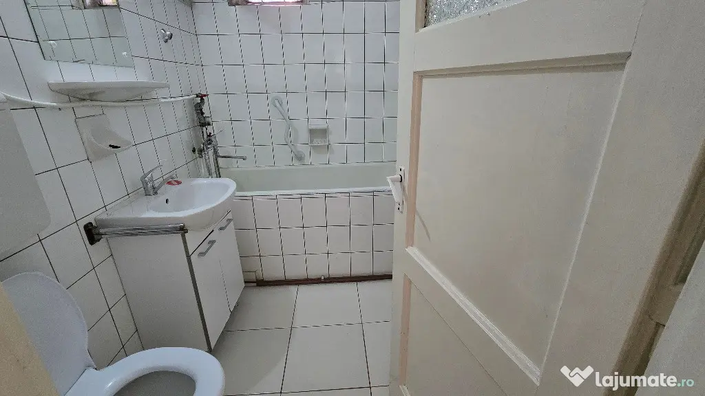 Vand apartament 2 camere in Deva, zona I. Traian, parter,