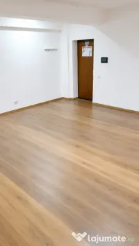 Închiriez spațiu birouri 50 mp – IR Business Center Constanț