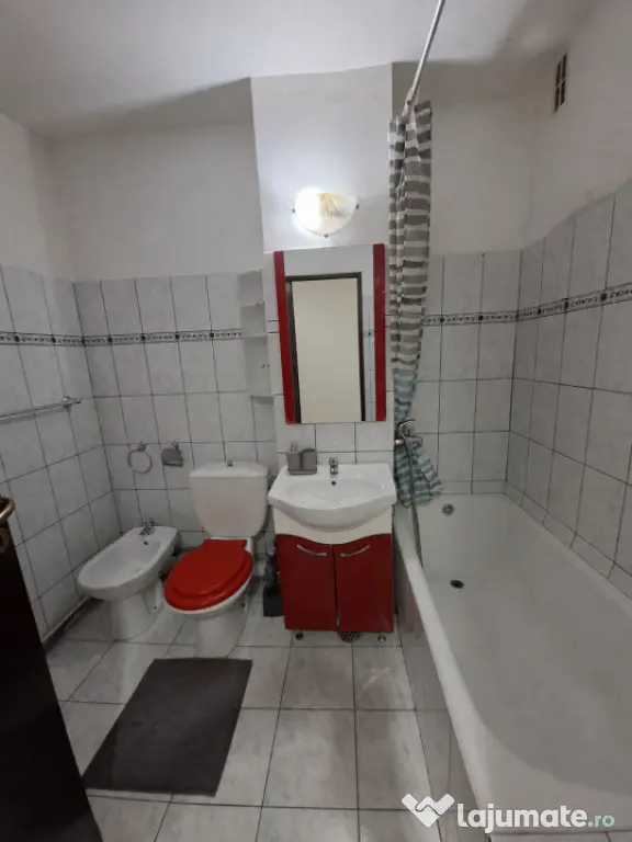 Apartament, 2 camere decomandat, zonă ultracentrală, 56,77