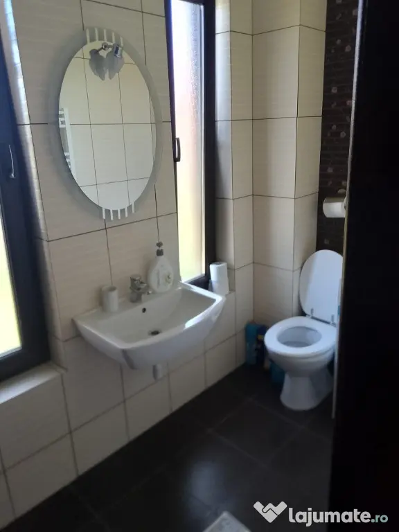 Casa cu etaj in zona Pensiunii Bianca