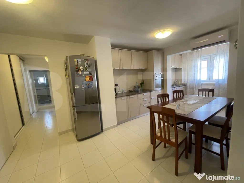 Apartament 3 camere, renovat, zona Stadion