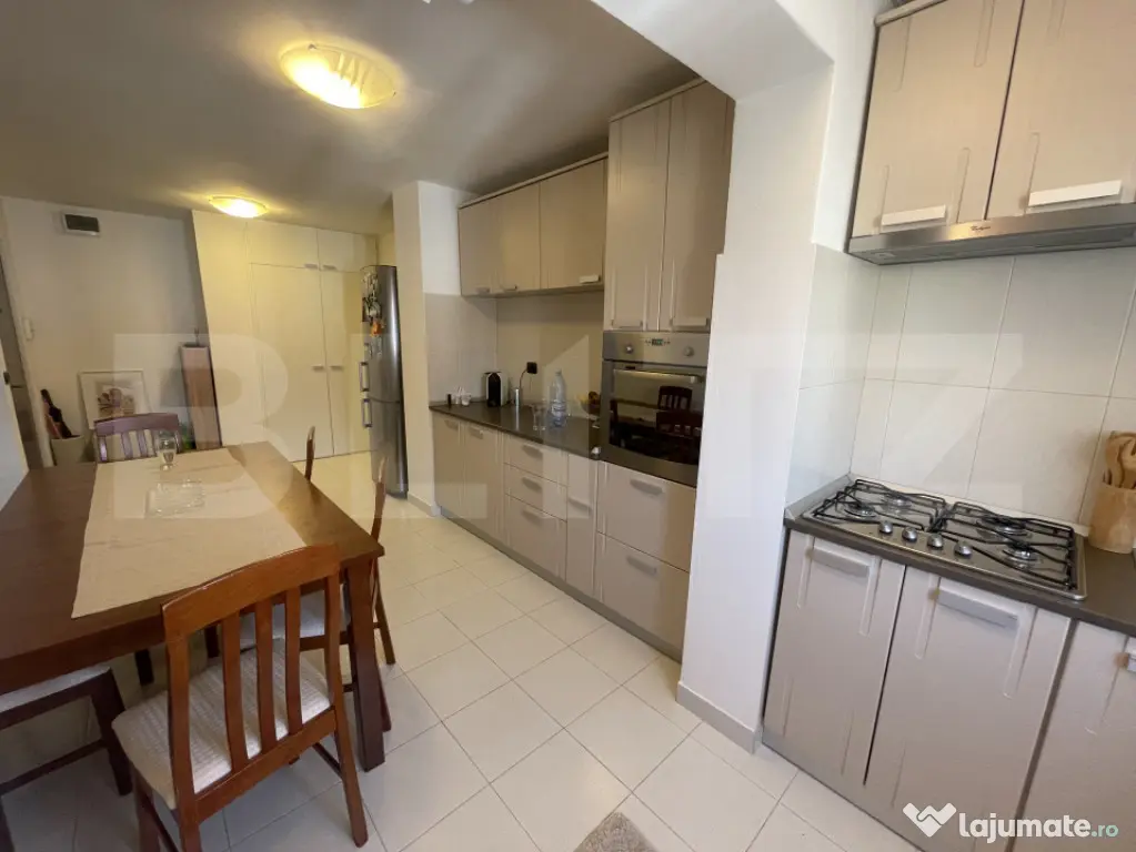 Apartament 3 camere, renovat, zona Stadion