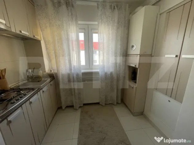 Apartament 3 camere, renovat, zona Stadion