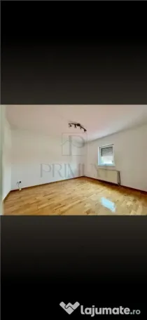 Vila - 7 camere - toate utilitatile - panouri fotovoltaice
