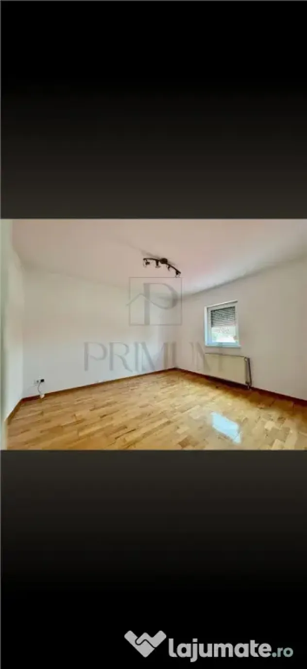 Vila - 7 camere - toate utilitatile - panouri fotovoltaice