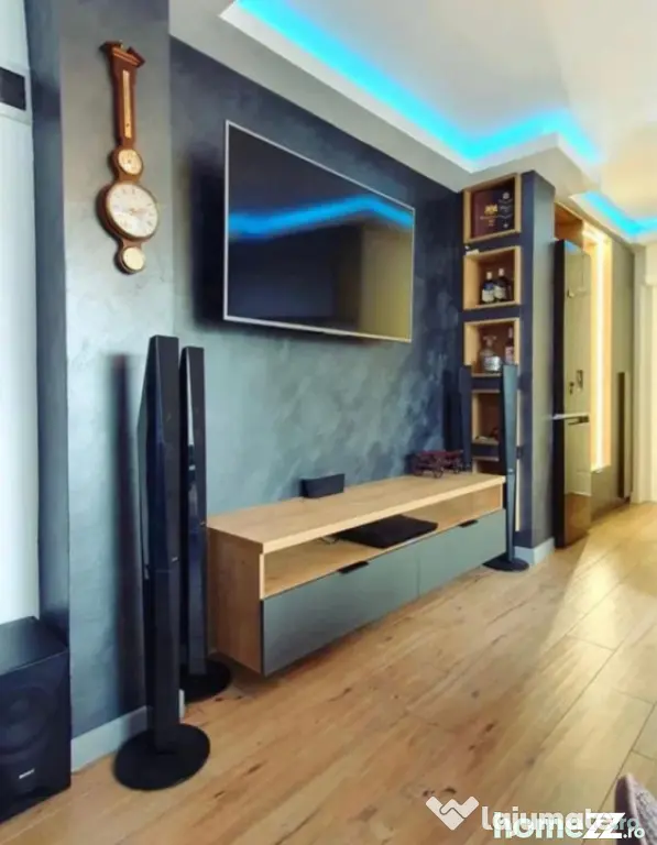 Apartament 2 camere 40 MP, 20mp TERASA ,Zona Teilor