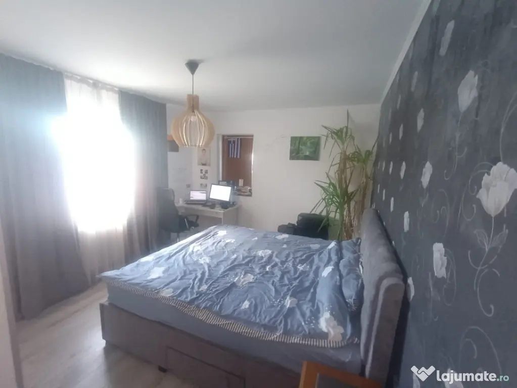 Apartament 3 camere, SU 66mp, zona Sub Cetate