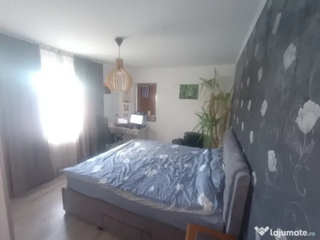 Apartament 3 camere, SU 66mp, zona Sub Cetate