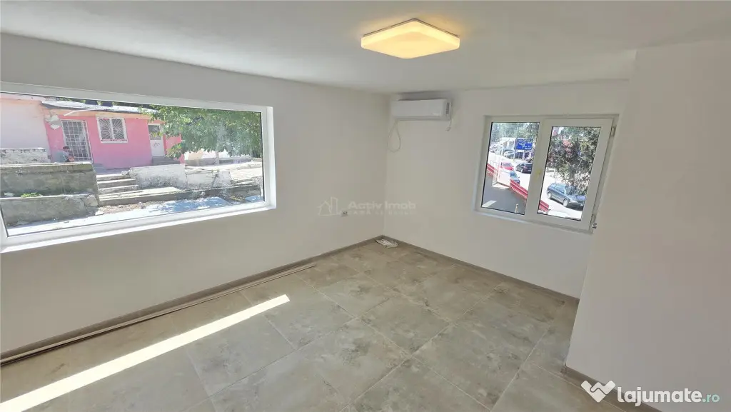 Oravita, Spatiu Comercial, Zona Piata, Usor Negociabil