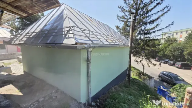 Oravita, Spatiu Comercial, Zona Piata, Usor Negociabil